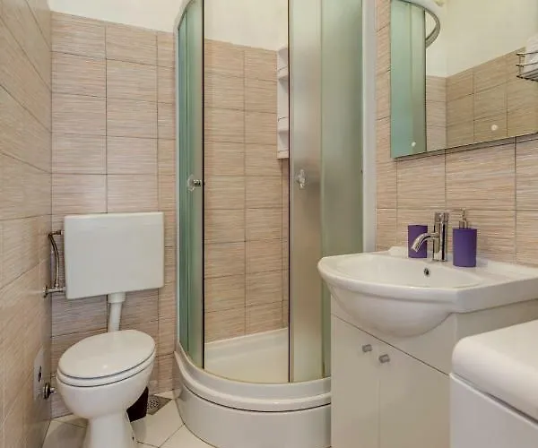 Roko Apartman *